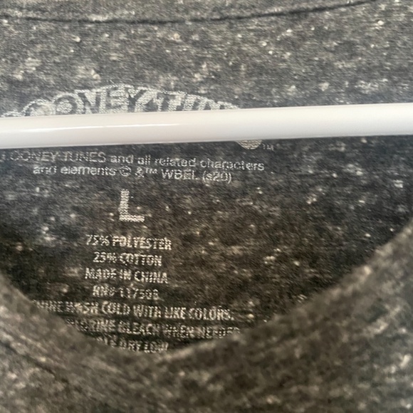 Loony Tunes grey heather short sleeve graphic large - Picture 3 of 4